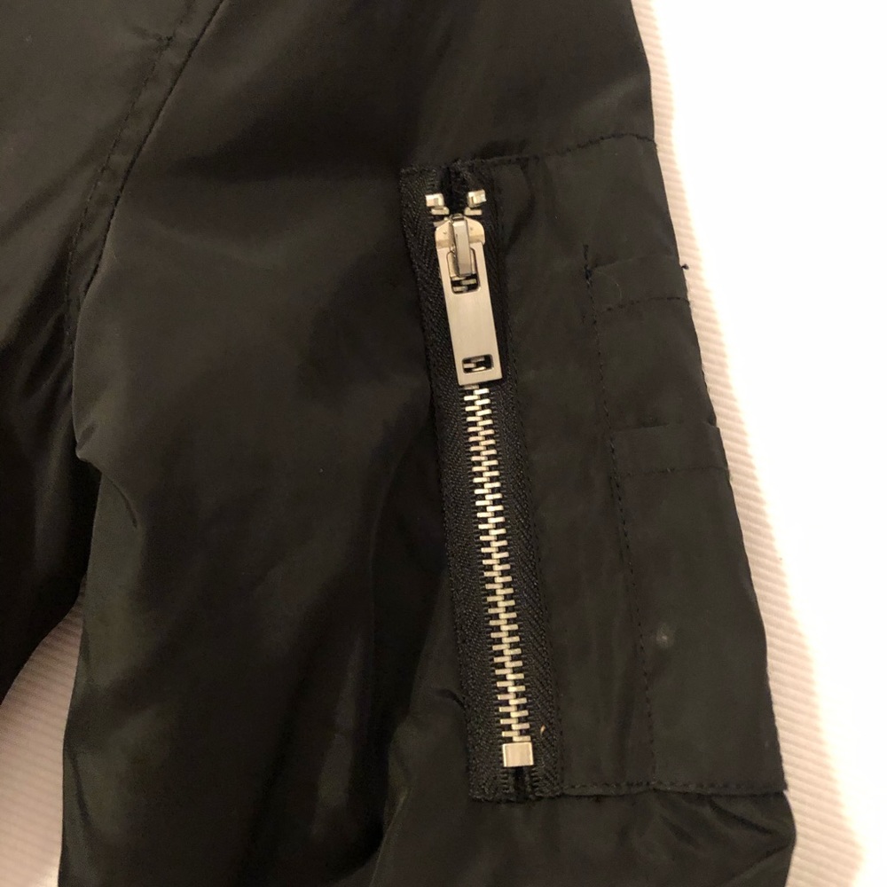 Bomber jacket - Picture 3 of 3